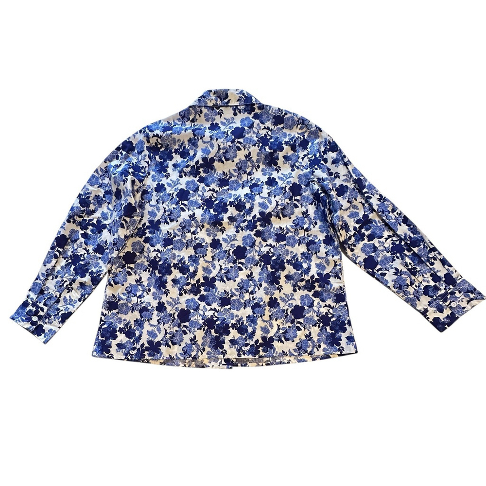 Woman Within Floral Button Shirt Size M 14 / 16 Lovely Blue & White Long Sleeves - Picture 5 of 12